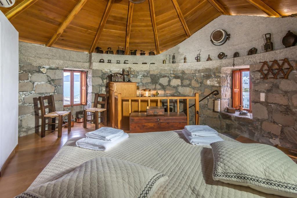 The Windmill Apartment Adamantas  Bagian luar foto