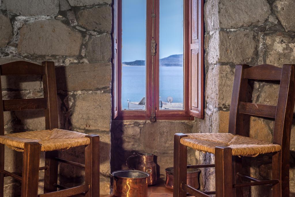The Windmill Apartment Adamantas  Bagian luar foto
